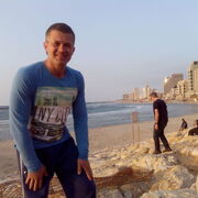 Valeriy ;) 47 Tel Aviv-Yafo