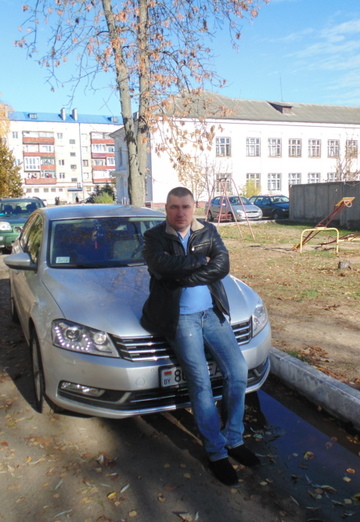 Моя фотография - Денис, 43 из Осиповичи (@denis90290)