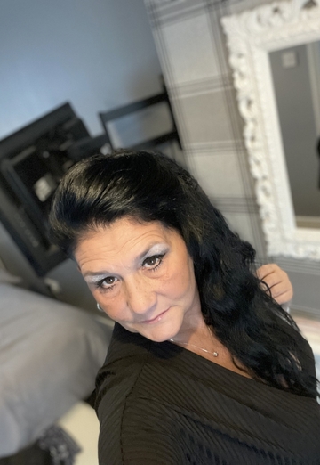 My photo - Coral, 55 from Watford (@coral44)