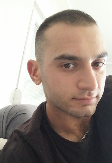 Stefan (@stefan2628) — my photo № 1