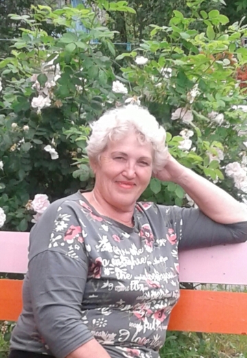La mia foto - Lyudmila, 65 di Osinniki (@ludmila111601)