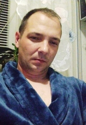La mia foto - Vladimir, 35 di Gubkin (@vladimir399424)