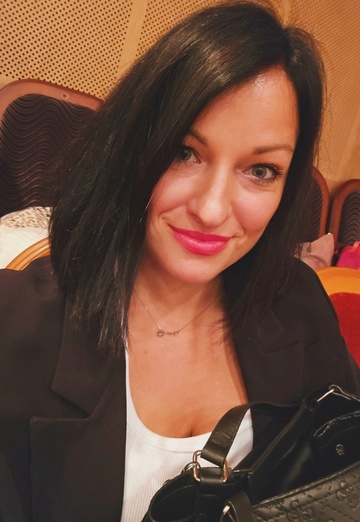 La (@la512) — my photo № 3