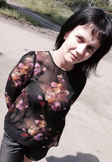 Моя фотография - Людмила, 34 из Покровск (@ludmila91147)