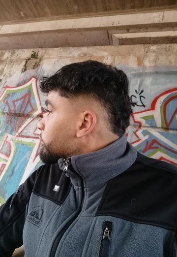 Taha (@taha868) — my photo № 1