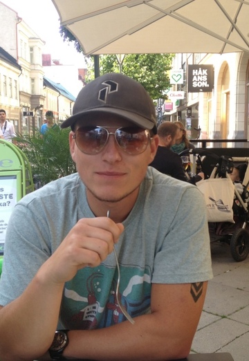 Artur (@artur26859) — my photo № 1