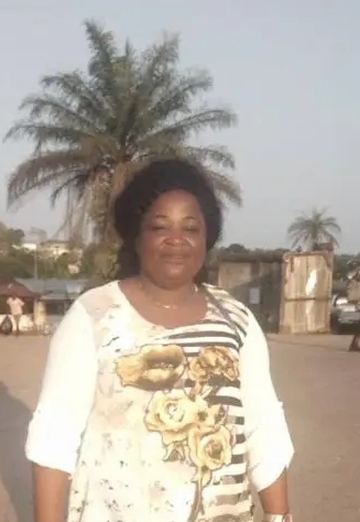 Minha foto - Esther emanuelle, 50 de Libreville (@estheremanuelle)