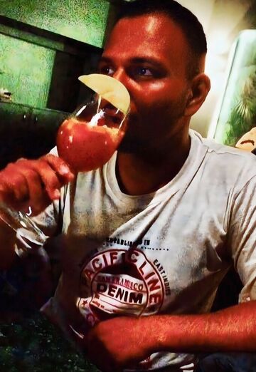 Abhishek Dimri 🇮🇳 (@rhinocharge) — my photo № 21