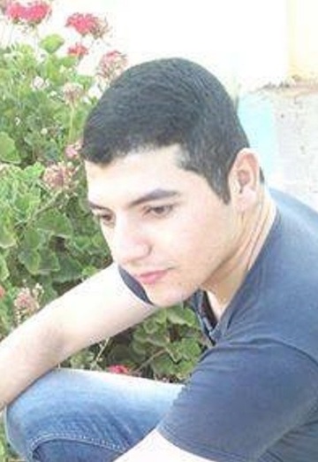 Zineddine (@zineddine8774158) — my photo № 1
