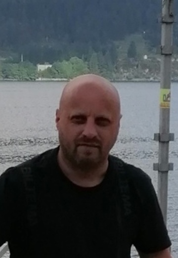 Tomas (@tomas1738) — my photo № 2