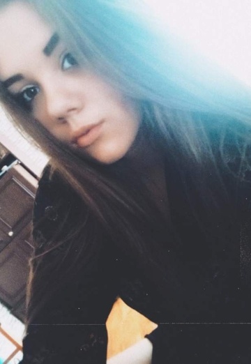 La mia foto - Anastasiya, 20 di Tosno (@anastasiya162005)